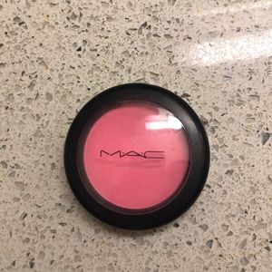 MAC Pink Swoon blush